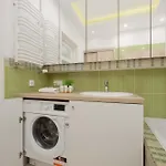 Apartment Beautiful With Spacious Terrace By Renters