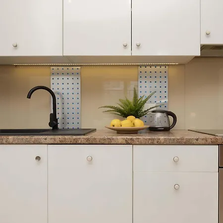 Beautiful With Spacious Terrace By Renters * Warszawa